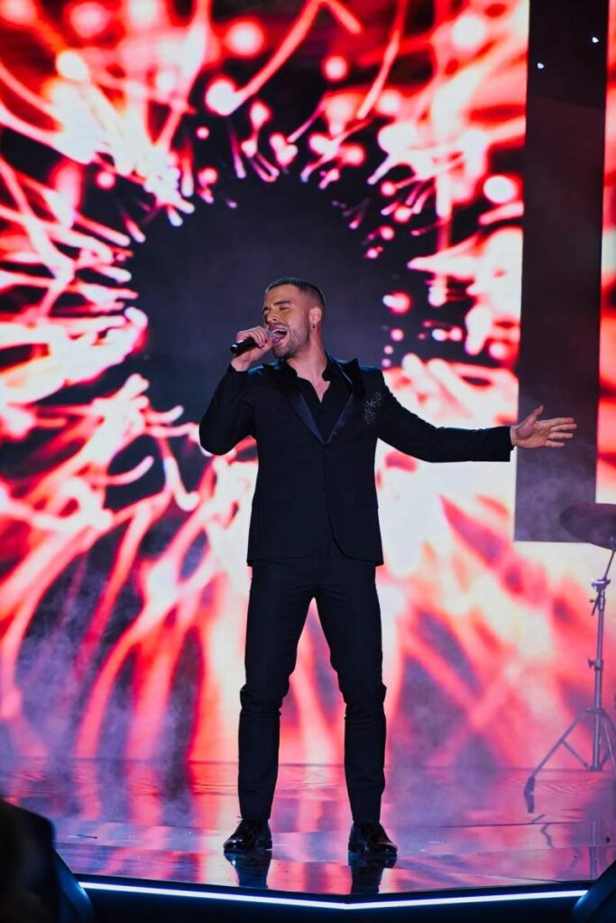 Новата песна на Мартинијан Кириловски – “Змeј” Мартинијан Кириловски - "Змај"